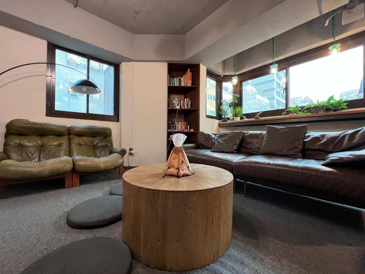 拉開門輕旅 Le Passage Hostel Taipei Extérieur photo